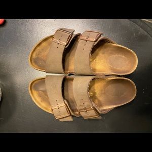 arizona birkenstock’s size 7